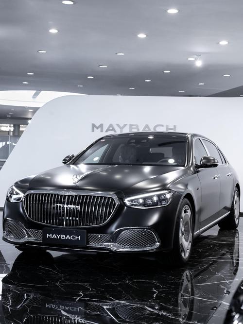 重庆89岚图汽车的售后服务让用户无忧出行，迈巴赫未来的豪华车趋势